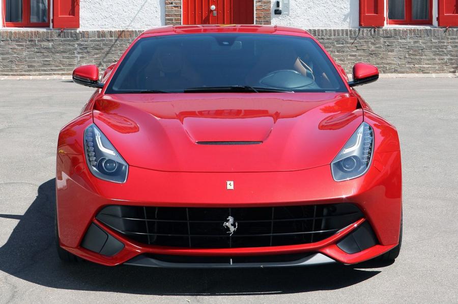  Ferrari F12berlinetta 2012 года  (фото 59 из 104)